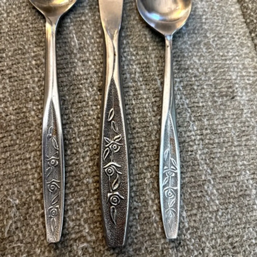 Customcraft stainless steel silverware Taiwan 1 tbsp 1 tsp 1 knife 1960's Vtg